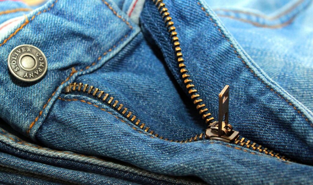 Conoce la historia que hay detrás de los jeans: ¿Cuándo y para qué se diseñaron?