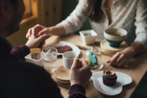 ¿Cómo vestirte para tu primera cita?