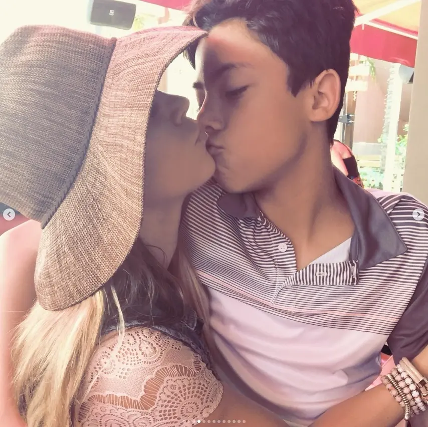 Así celebra Ximena Duque los 21 años de su hijo Cristan
