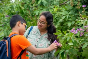 ¿Tu hijo se va de casa? Ten en cuenta estos consejos para aceptar el cambio en tu vida