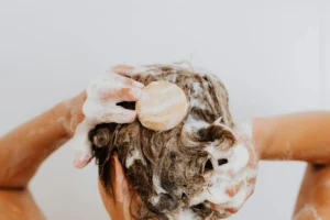 ¿Cómo reparar mi cabello seco y dañado?