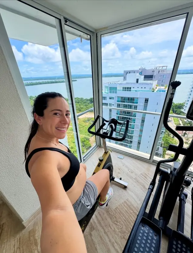"Amo ver mi pancita crecer": Mariana Pajón, medallista olímpica