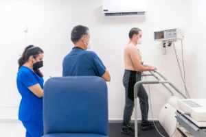 Chequeos médicos que debes hacerte, según tu edad