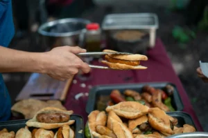 ¿Comer de noche engorda?