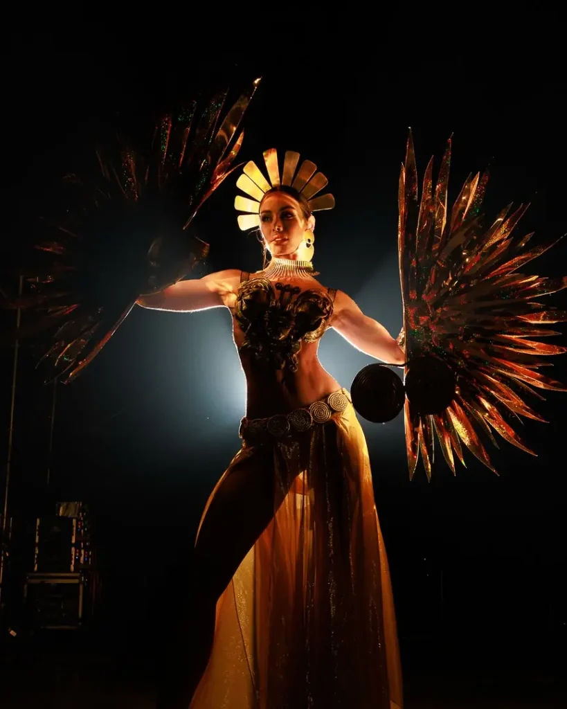 Latinas en Miss Universo, se lucieron con sus trajes típicos 12 Latinas en Miss Universo, se lucieron con sus trajes típicos