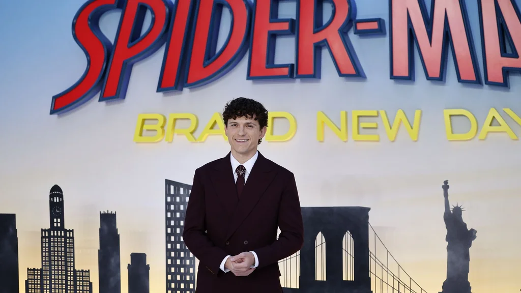 Spider-Man rompe la barrera de los 1.000 millones de dólares y hace historia en la taquilla mundial 1 Spider-Man