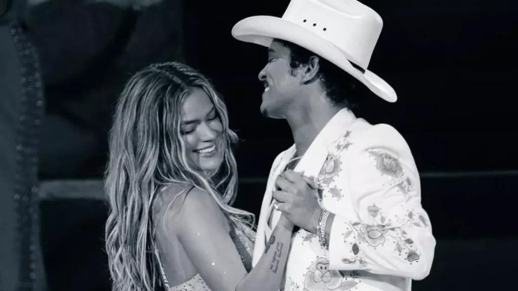 Karol G y Bruno Mars: cómo “Still” convirtió una colaboración en rumores de romance 3 Karol G